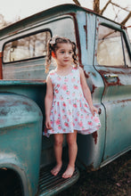 Load image into Gallery viewer, Spring Strawberry High Low