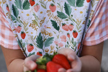 Load image into Gallery viewer, Spring Strawberry Print Hoody