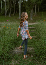 Load image into Gallery viewer, Fall Retro Floral High Low