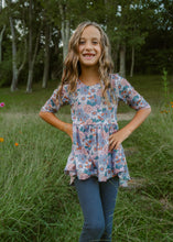 Load image into Gallery viewer, Fall Retro Floral High Low