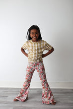 Load image into Gallery viewer, Fall Plaid Tee