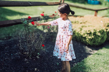 Load image into Gallery viewer, Pretty Floral Fall Twirl