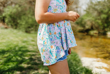 Load image into Gallery viewer, Spring Blooms High Low