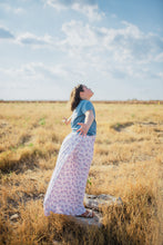 Load image into Gallery viewer, Fall Dainty Floral Maxi Skirt