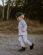 Load image into Gallery viewer, Spring Airplane Leggings
