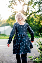 Load image into Gallery viewer, Fall Spider Webs Halloween High Low