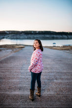 Load image into Gallery viewer, Spring Bows Tee